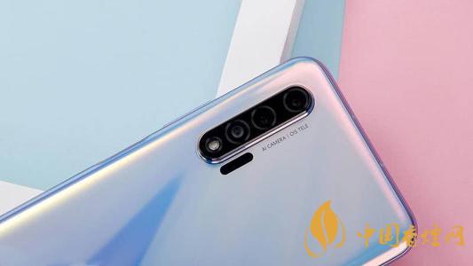 華為手機銷量或跌八成！華為手機是否會降價？