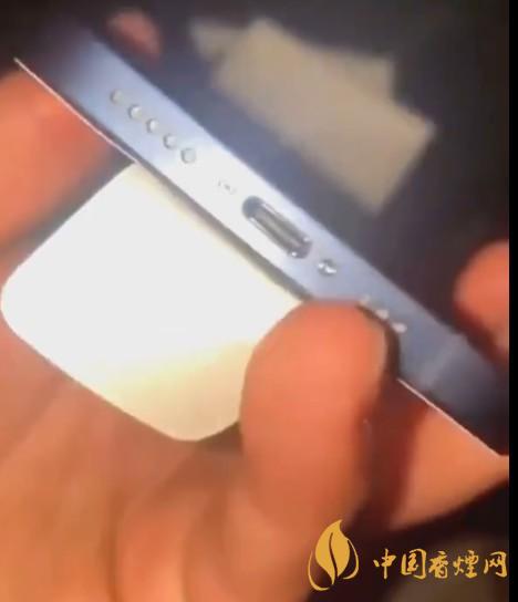 iPhone 12藍(lán)色和白色哪個好 iPhone 12藍(lán)色真機開箱