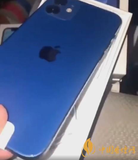 iPhone 12藍(lán)色和白色哪個好 iPhone 12藍(lán)色真機開箱