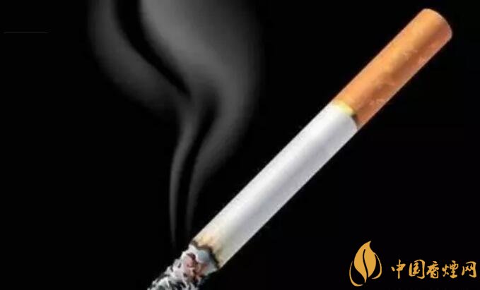 一天抽幾根煙合適，一天一包煙患癌幾率大