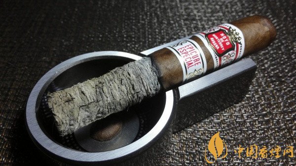 古巴雪茄煙好友逍遙1號(hào)好抽嗎 品級好友逍遙1號(hào)